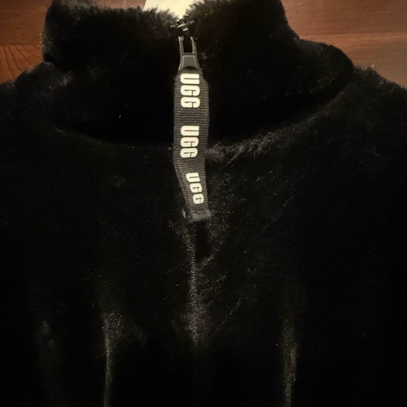 UGG LAKEN SHERPA JACKET WOMEN BLACK Size Small - Picture 3 of 11